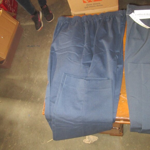 ALFRED DUNNER WOMENS DRESS SLACKS BLUE ELASTIC WAIST PRICE IS EACH $15 - Picture 4 of 4